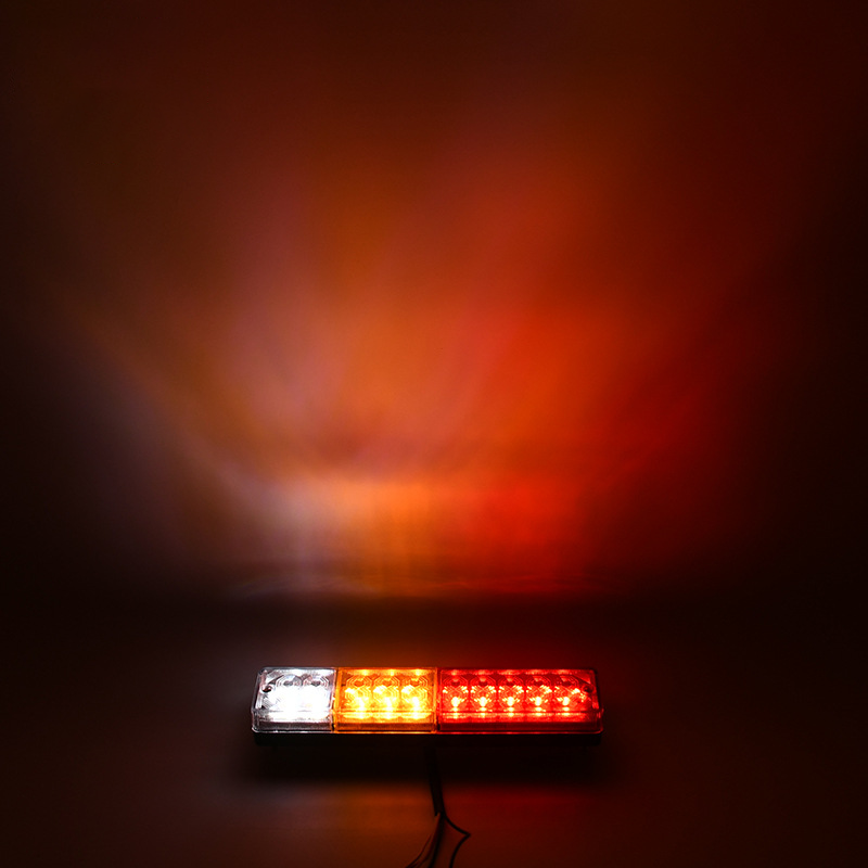 Tail LED LUZ YN-TLC18