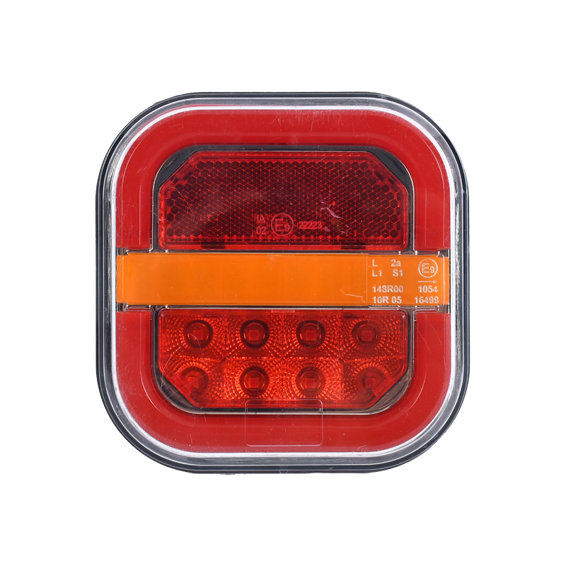 Luz traseira yn-tlc08