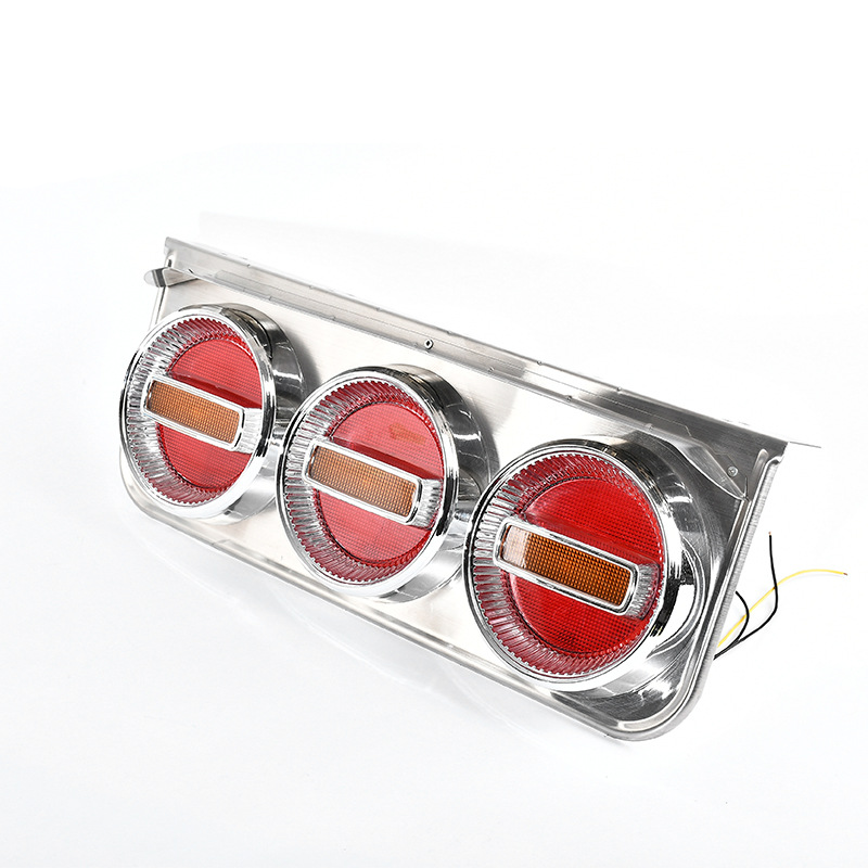 24V de 3-Bulbs Truck Tail Light YN-TLC119
