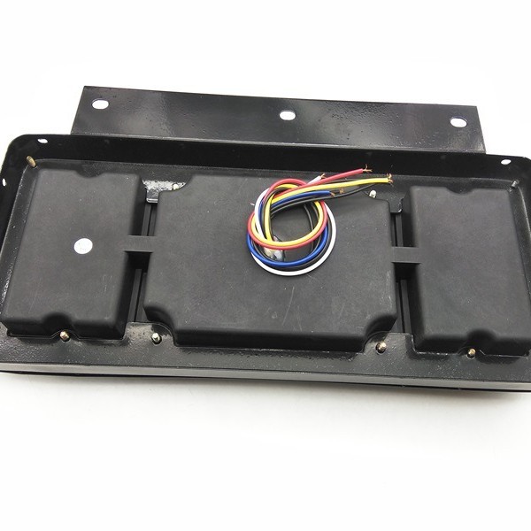 Luz traseira de caminhão LED 24V YN-TLC149